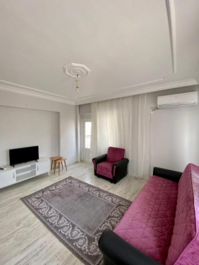 Deniz 400 metre eşyalı daire